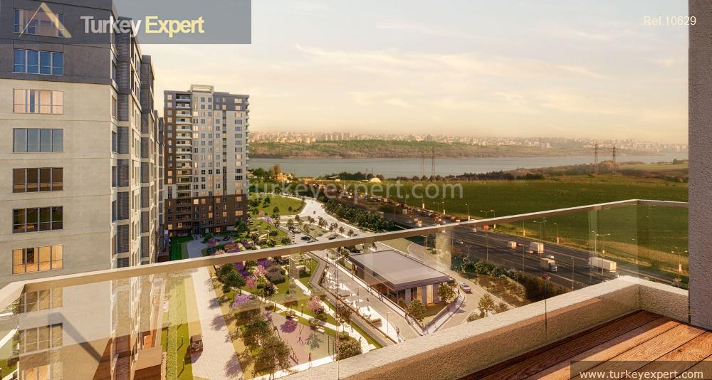 Apartments in Istanbul Zeytinburnu, a new residential complex with shops and facilities 1