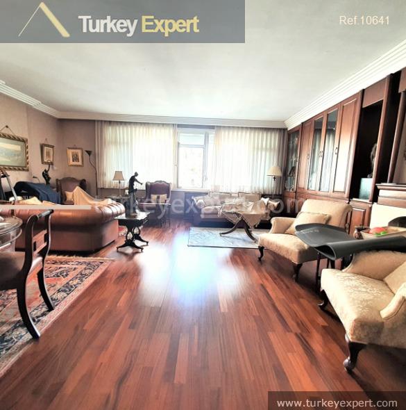 Spacious apartment for sale in Istanbul Nisantasi, in a prestigious neighborhood 0