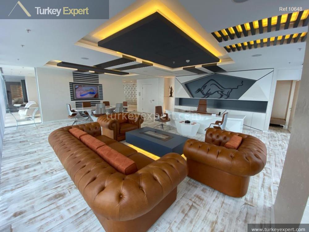 Luxurious 230 sqm office for sale in the twin towers of Izmir 0