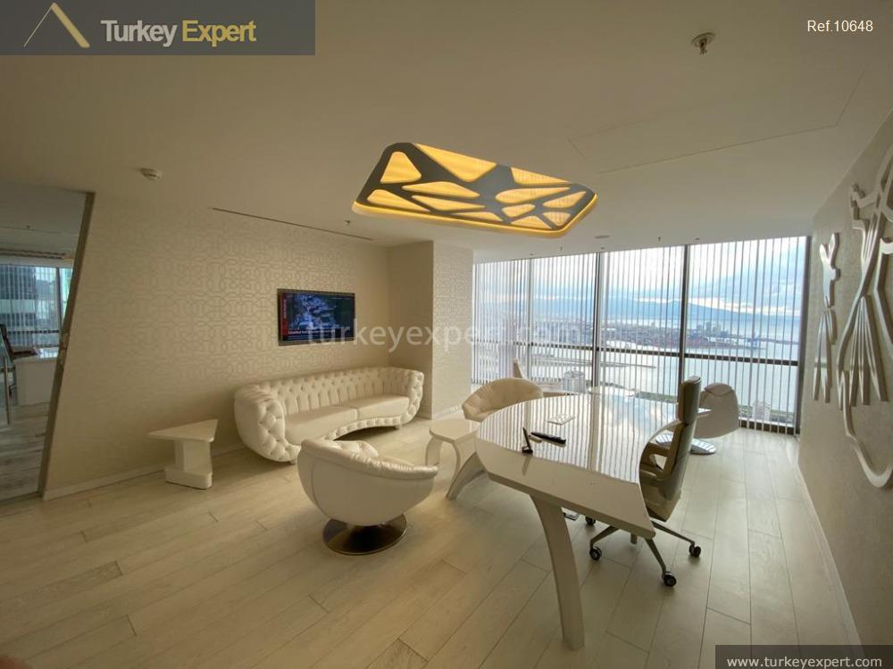 4luxurious 233 sqm office for sale in the twin towers6