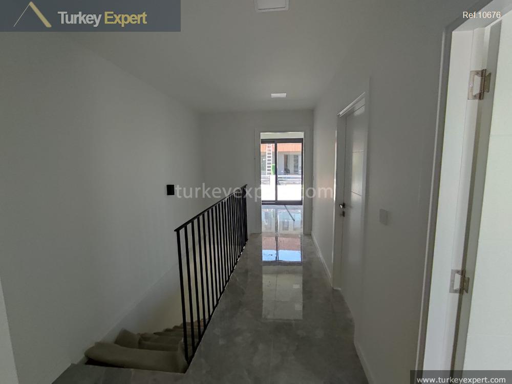 910duplex villa with a swimming pool in izmir cesme near10