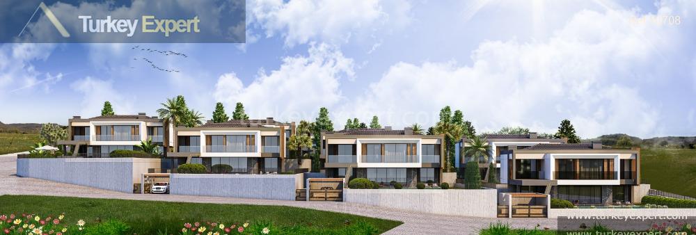 modern villas with private pool and garage close to the3