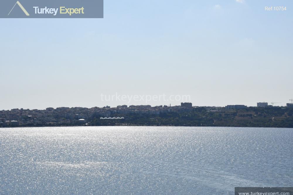 18modern apartments on the shore of kucukcekmece lake for sale4