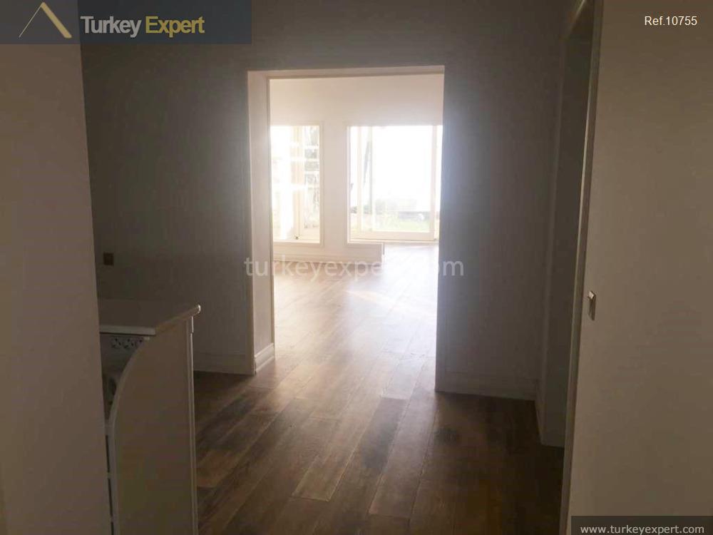 33sixbedroom mansion with a quay for sale in istanbul sariyer14