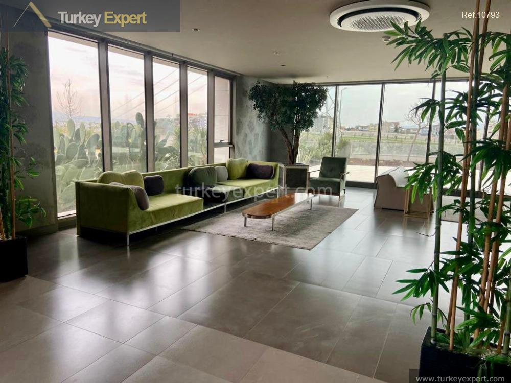 Luxurious duplex apartment for sale in Izmir Karsiyaka 2
