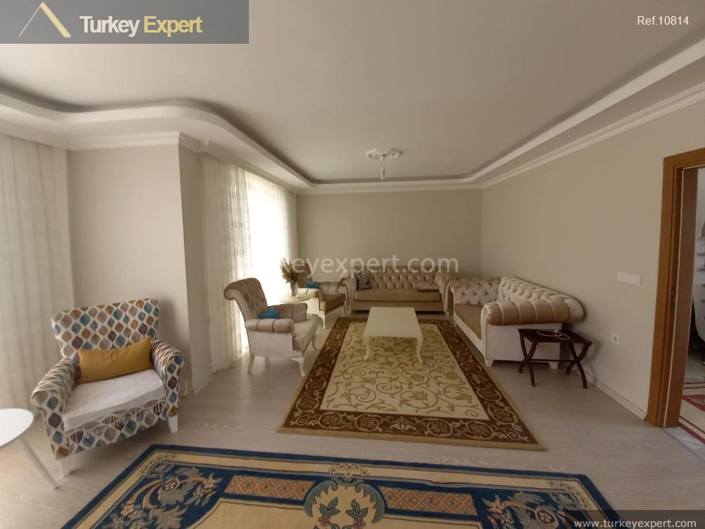 19detached 5bedroom villa with a pool for sale in istanbul8_midpageimg_