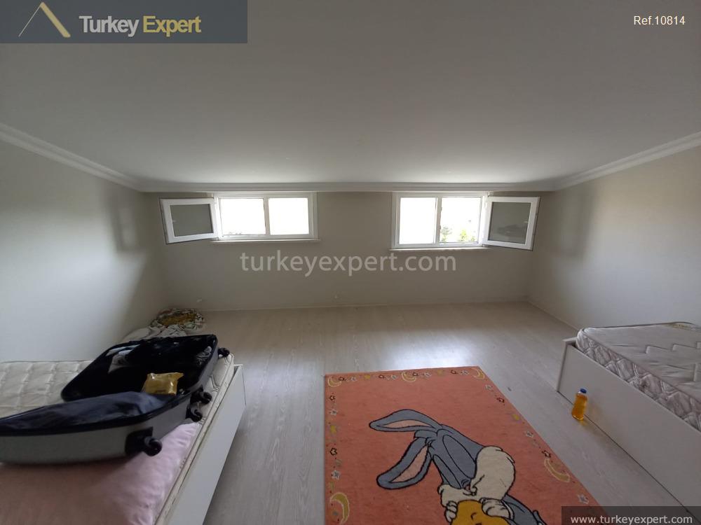 5detached 5bedroom villa with a pool for sale in istanbul13