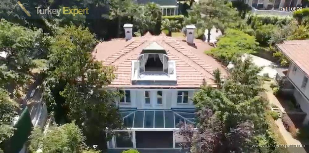 11exquisite 5bedroom villa with the bosphorus view in a site1