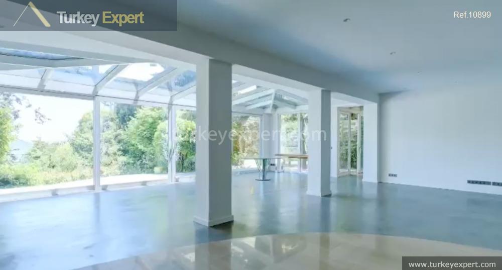 16exquisite 5bedroom villa with the bosphorus view in a site6