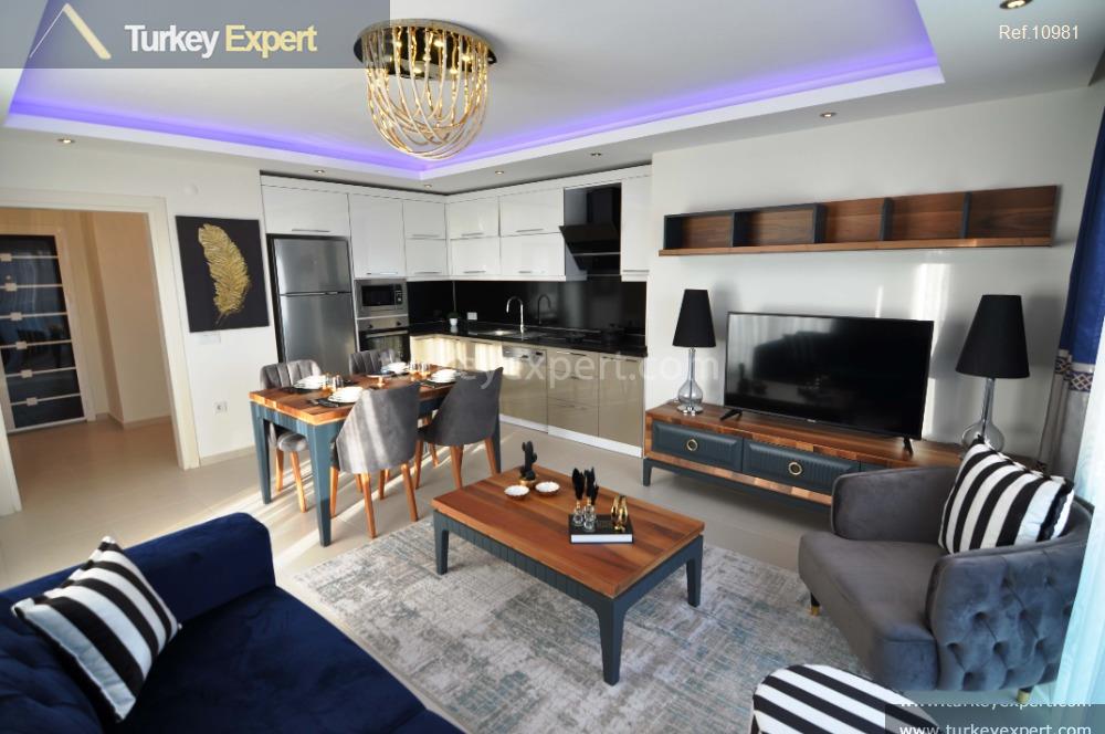 Apartments and penthouses for sale in Alanya Mahmutlar with facilities 4