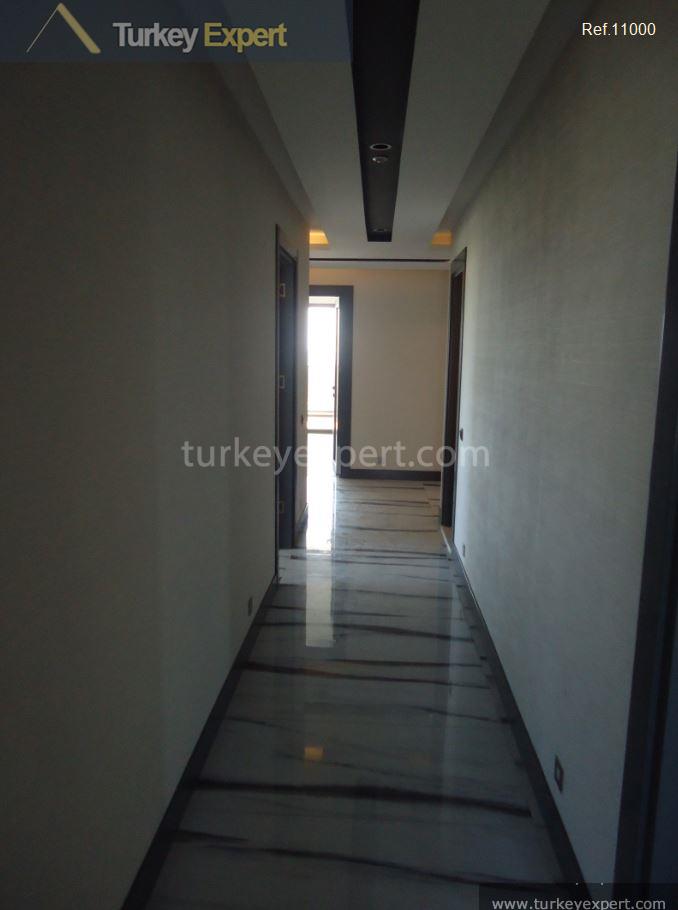 28modern apartments only 400 meters from the sea for sale40