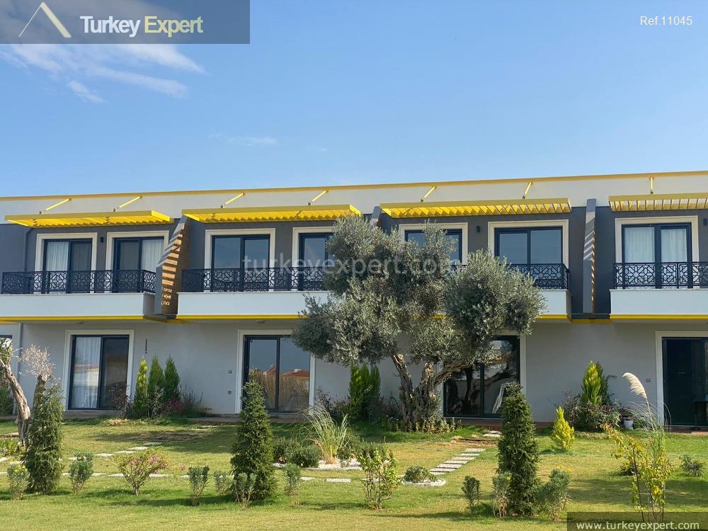cozy holiday homes with pool and ample gardens in kusadasi11