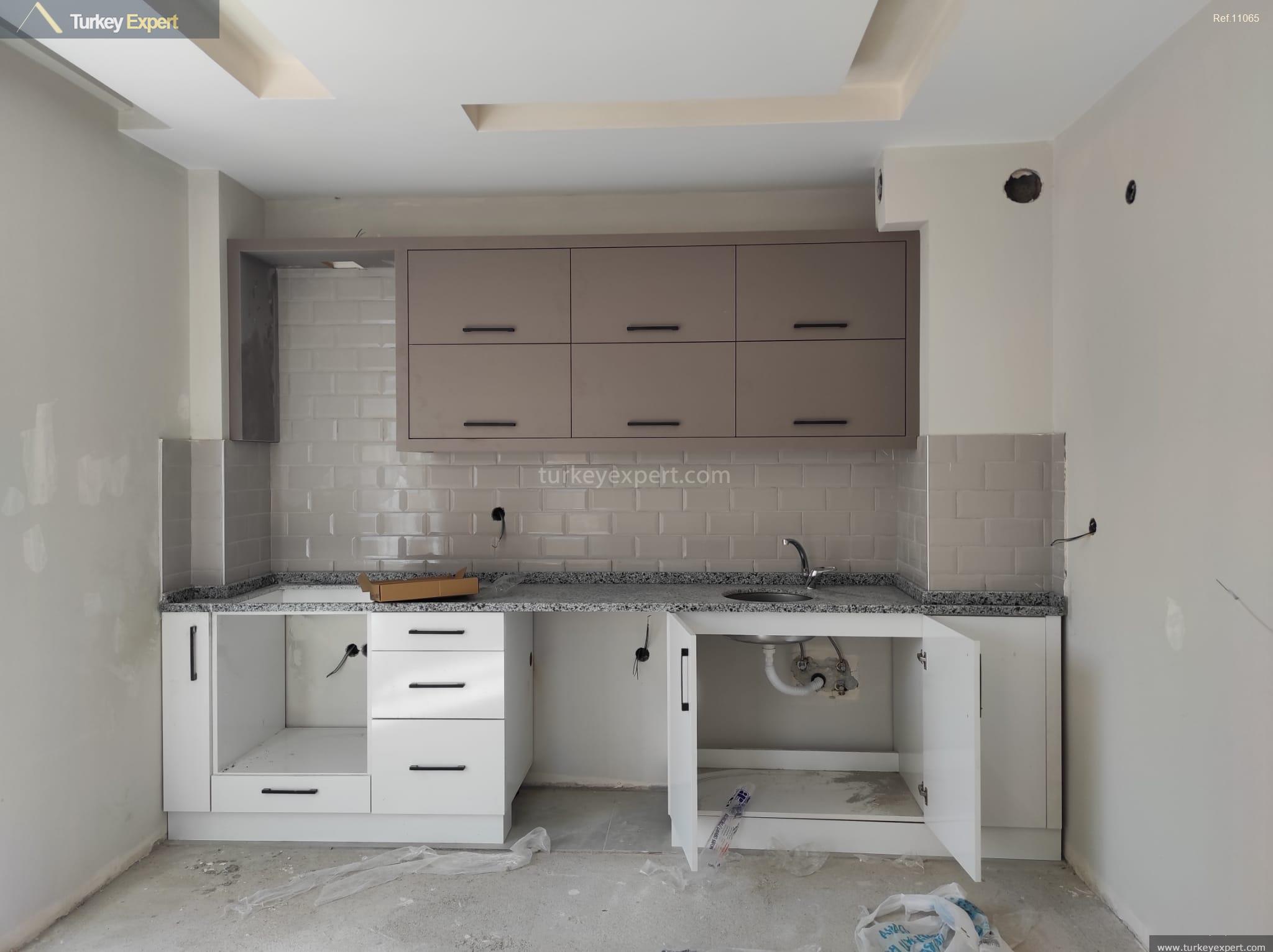 Affordably priced 2-bedroom apartments in a new building for sale in Antalya Kepez 0