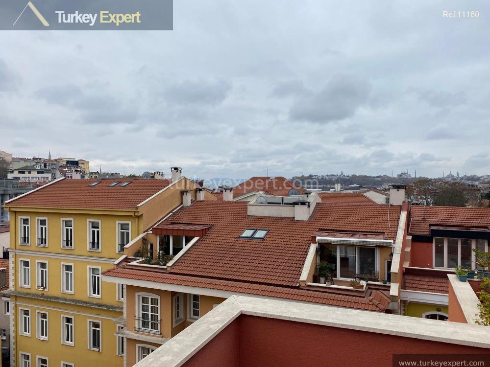 6spacious fourbedroom apartment for sale in istanbul beyoglu35