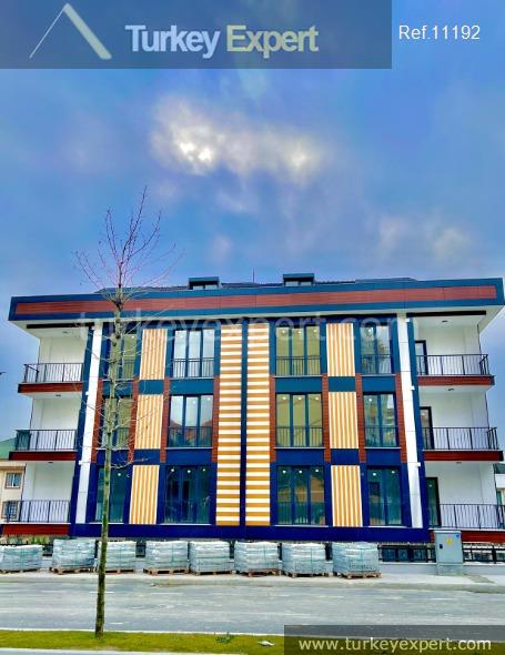 21residential apartments in beylikduzu 5 minutes to the marina1
