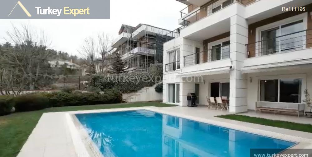 114multilevel villa with a private pool in istanbul beykoz16_midpageimg_