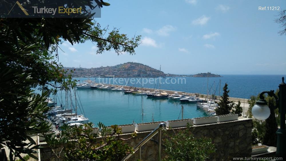 12_fi_penthouse apartment near the marina and plenty of amenities in1
