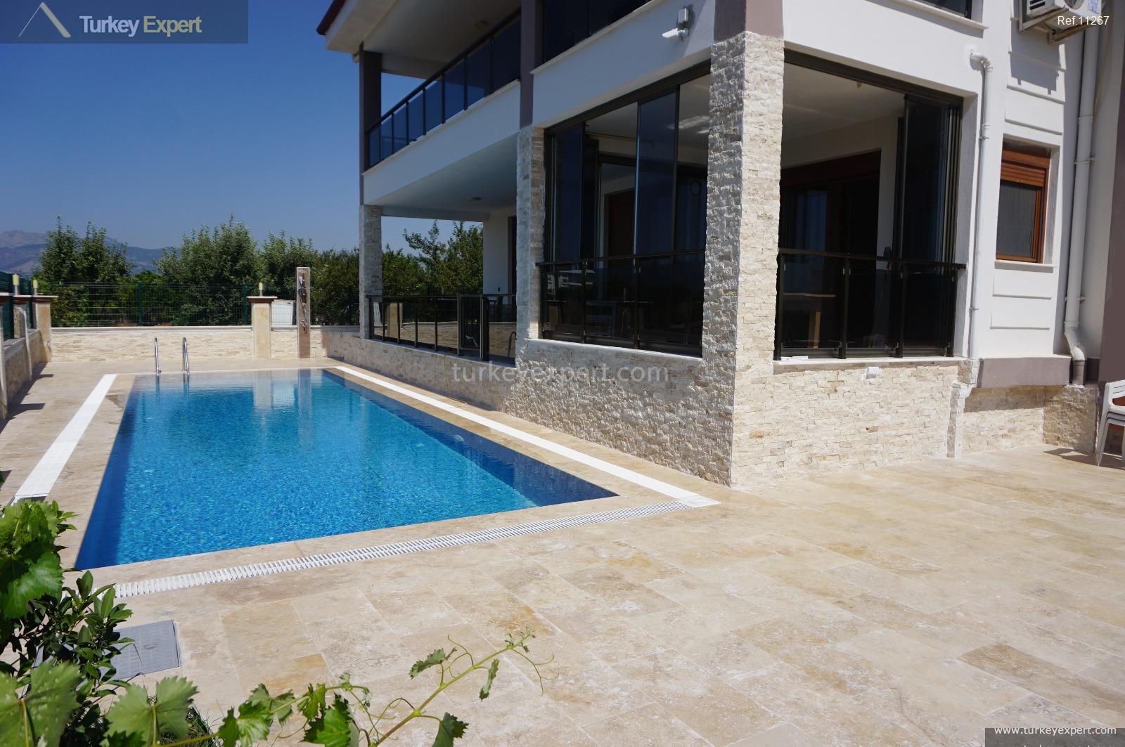 114resale fivebedroom villa with a private pool in antalya dosemealti2_midpageimg_
