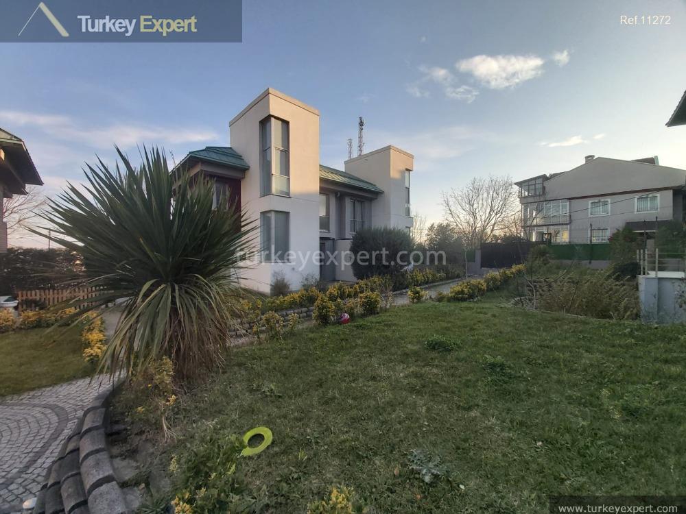 15spacious duplex villa in istanbul beylikduzu17