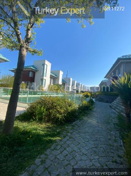 17spacious duplex villa in istanbul beylikduzu6