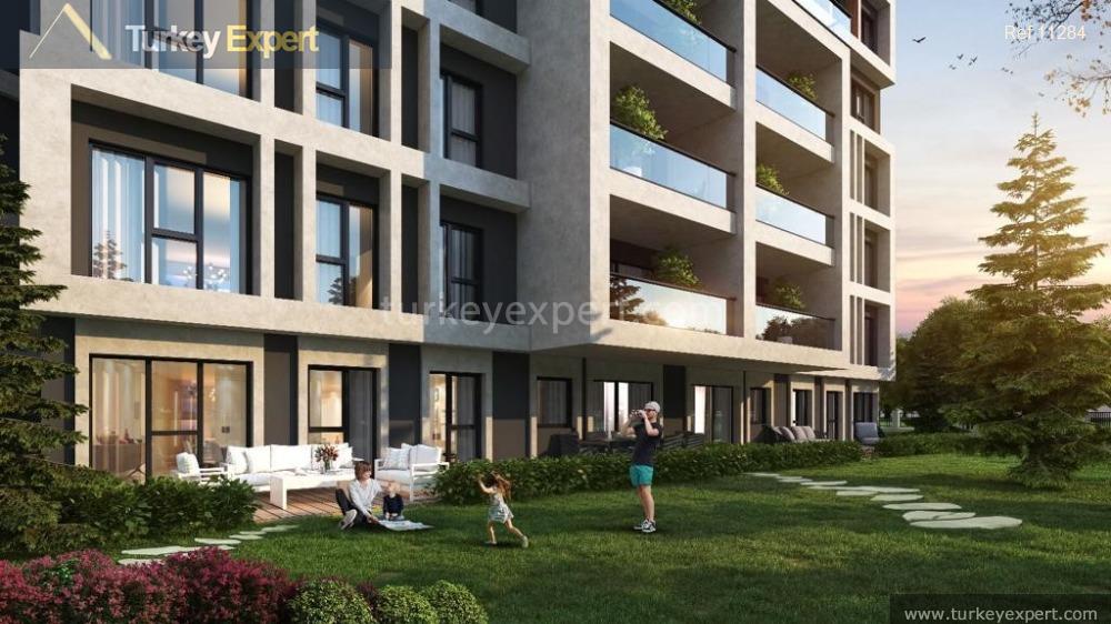 Istanbul Kartal apartments for sale in a vibrant location 0