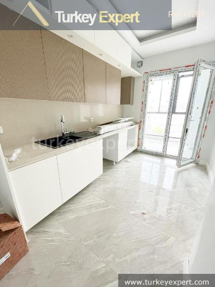 3-bedroom apartments for sale in Istanbul Bayrampasa near the Metrobus 1