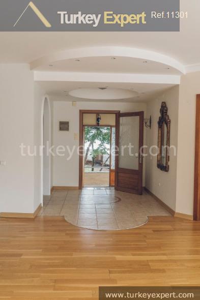 28spectacular villa with a private pool in istanbul zekeriyakoy19