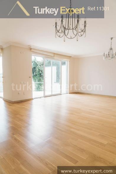 45spectacular villa with a private pool in istanbul zekeriyakoy17