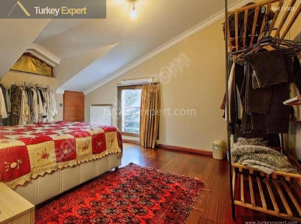 24spectacular triplex villa with 10 rooms in istanbul zekeriyakoy8