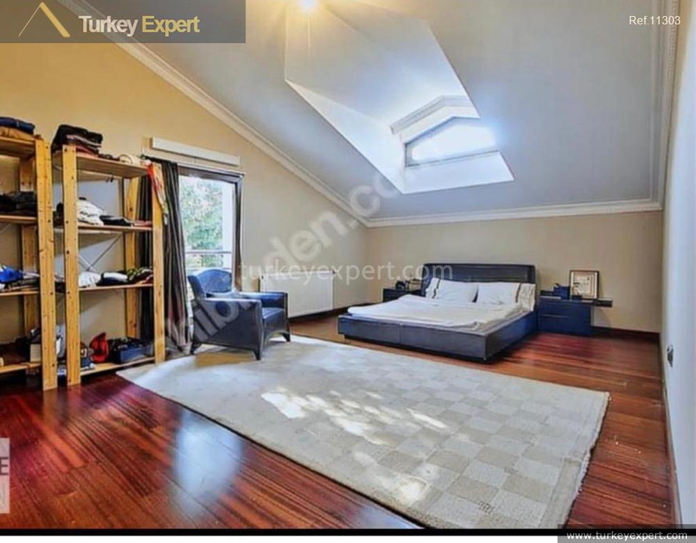 25spectacular triplex villa with 10 rooms in istanbul zekeriyakoy16_midpageimg_