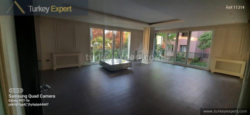 Beautiful apartment for sale in Istanbul Florya with a 190 sqm living space 0