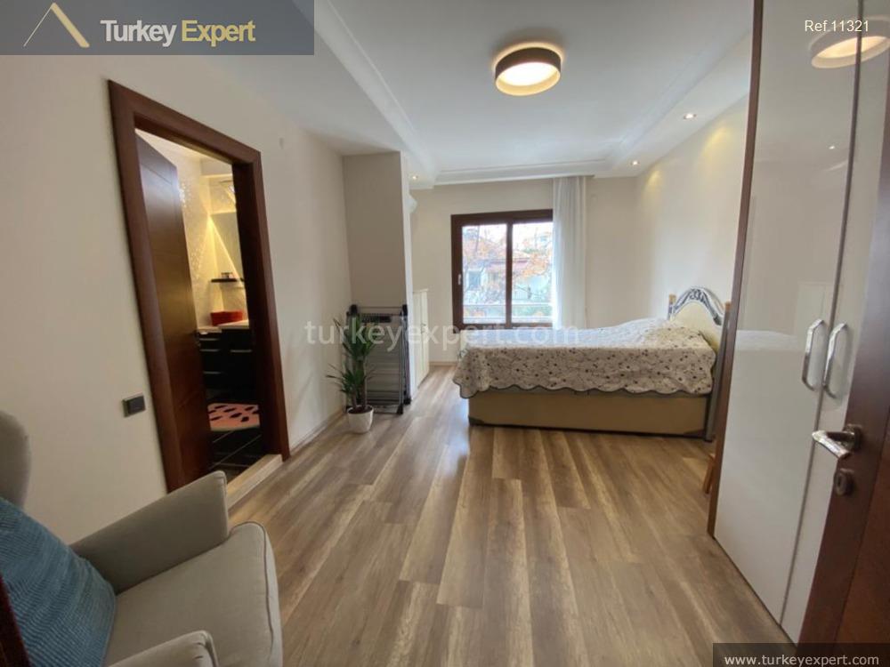 spacious house for sale in izmir bornova with a private7