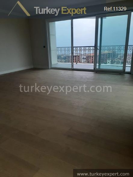 15spacious threebedroom apartment with a sea view in istanbul beylikduzu6