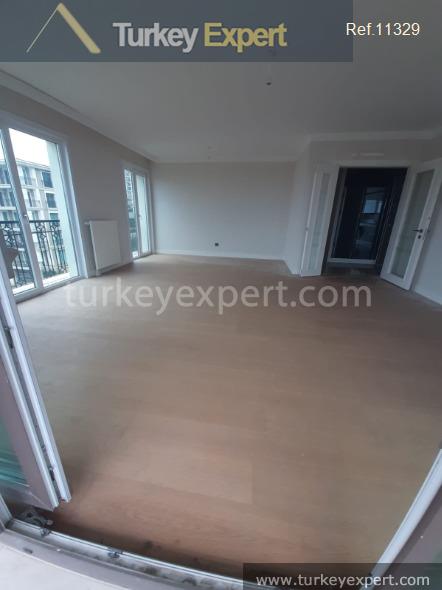 17spacious threebedroom apartment with a sea view in istanbul beylikduzu17