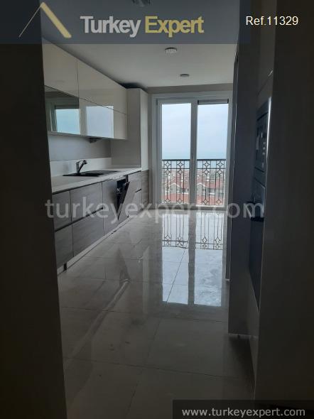 23spacious threebedroom apartment with a sea view in istanbul beylikduzu14