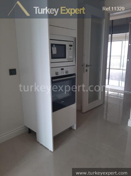 26spacious threebedroom apartment with a sea view in istanbul beylikduzu9