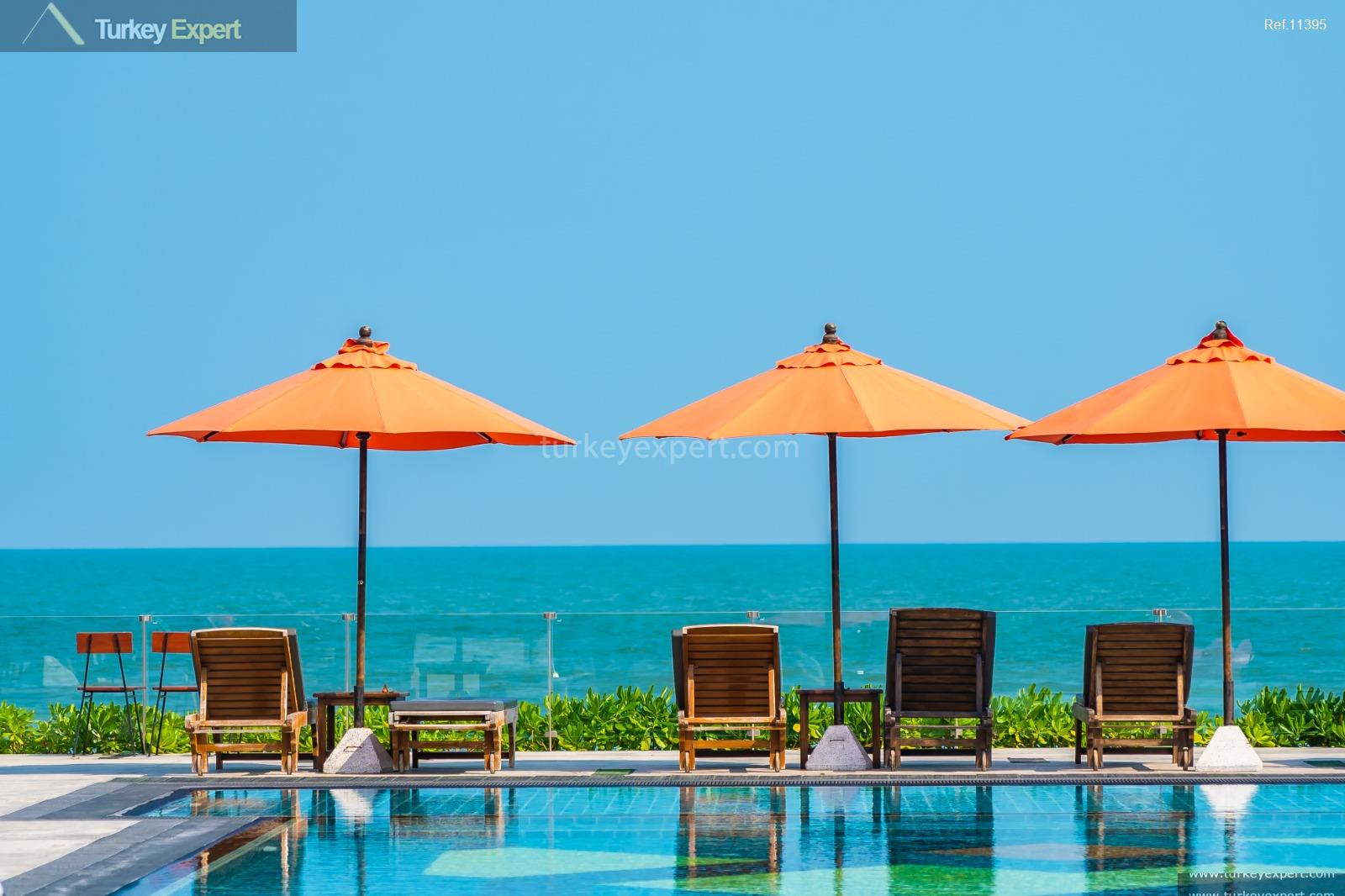 خرید هتل 4 ستاره کنار دریا در آنتالیا، با ساحل اختصاصی 0
