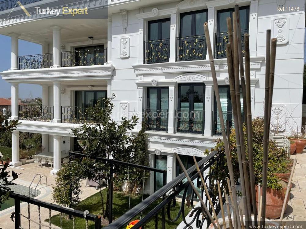 4villa for sale in istanbul buyukcekmece near the coast with7