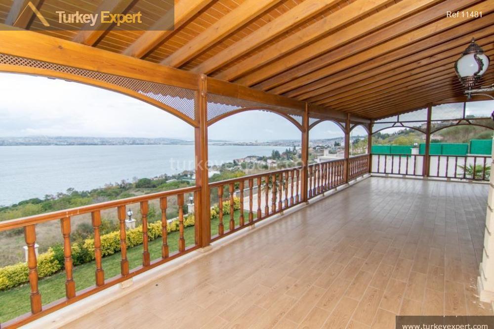 16spectacular triplex villa with a sea view in istanbul buyukcekmece11_midpageimg_