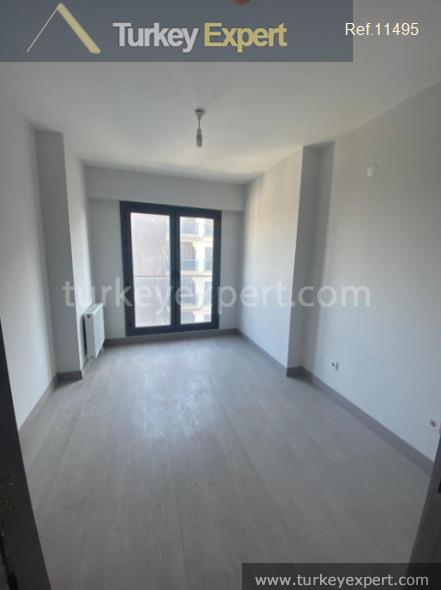 19readytomovein apartments in a complex with shops and facilities13