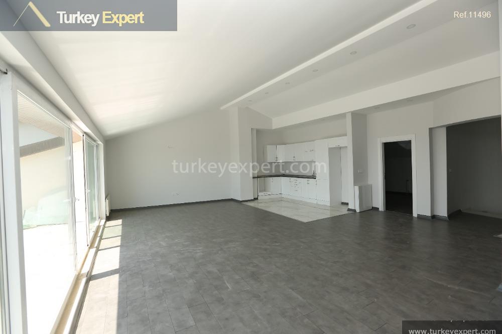 33ready to move spacious villas in a complex in istanbul48