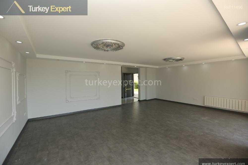 37ready to move spacious villas in a complex in istanbul52