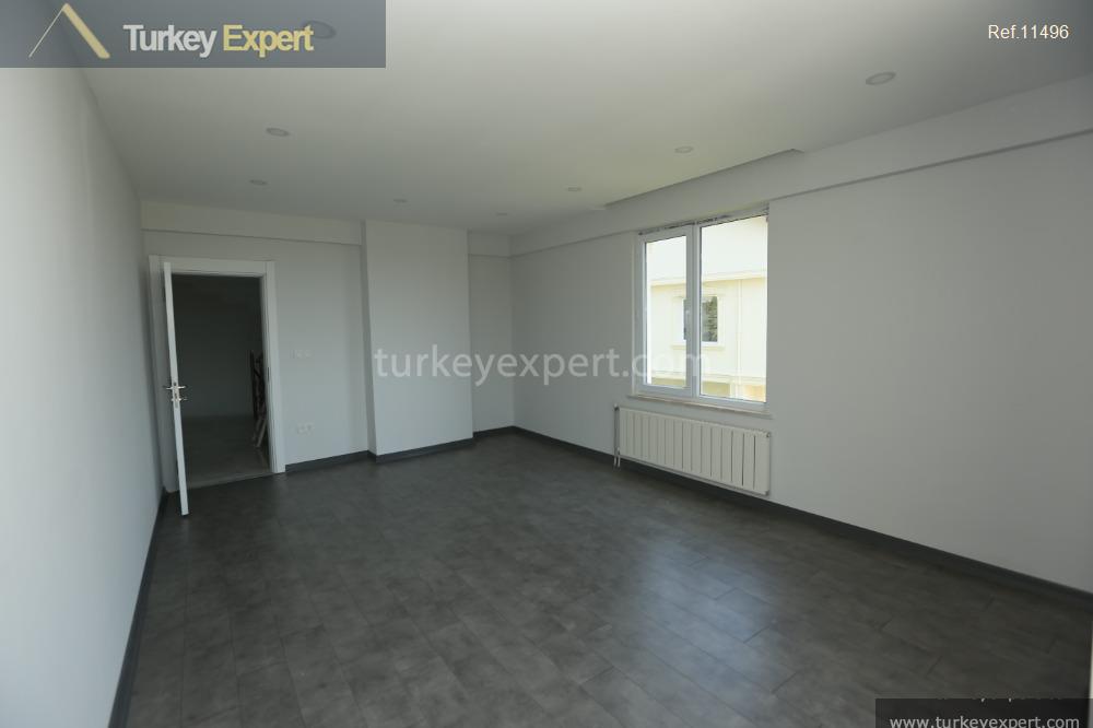 ready to move spacious villas in a complex in istanbul38
