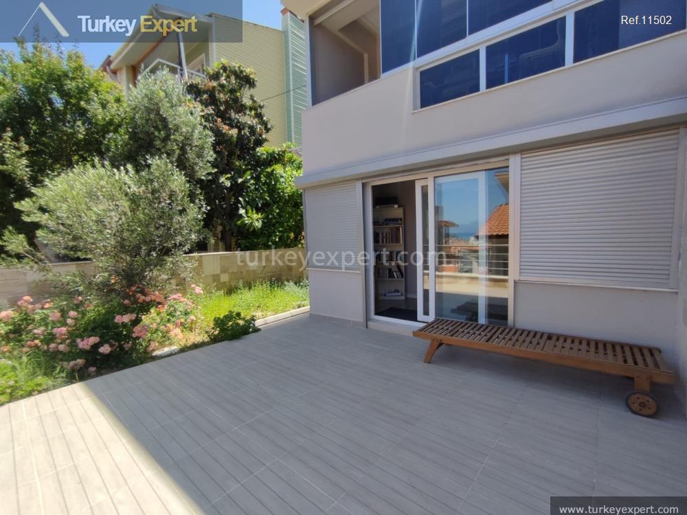 Stadthaus im Zentrum von Kusadasi mit Blick auf das Meer und den Hafen 2
