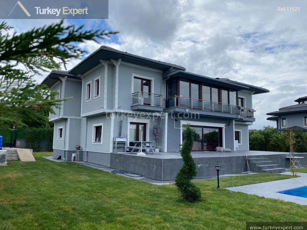 16spectacular detached villa with a swimming pool in istanbul buyukcekmece9