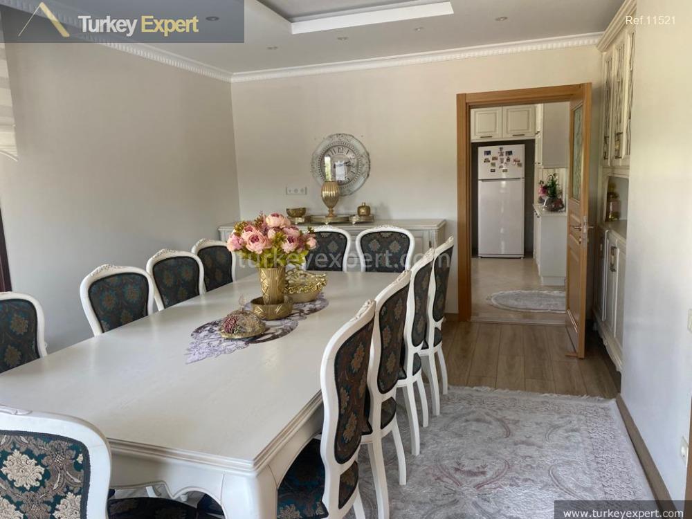 27spectacular detached villa with a swimming pool in istanbul buyukcekmece30