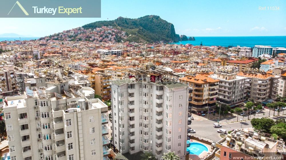 104alanya center apartments and penthouses with shops and facilities8