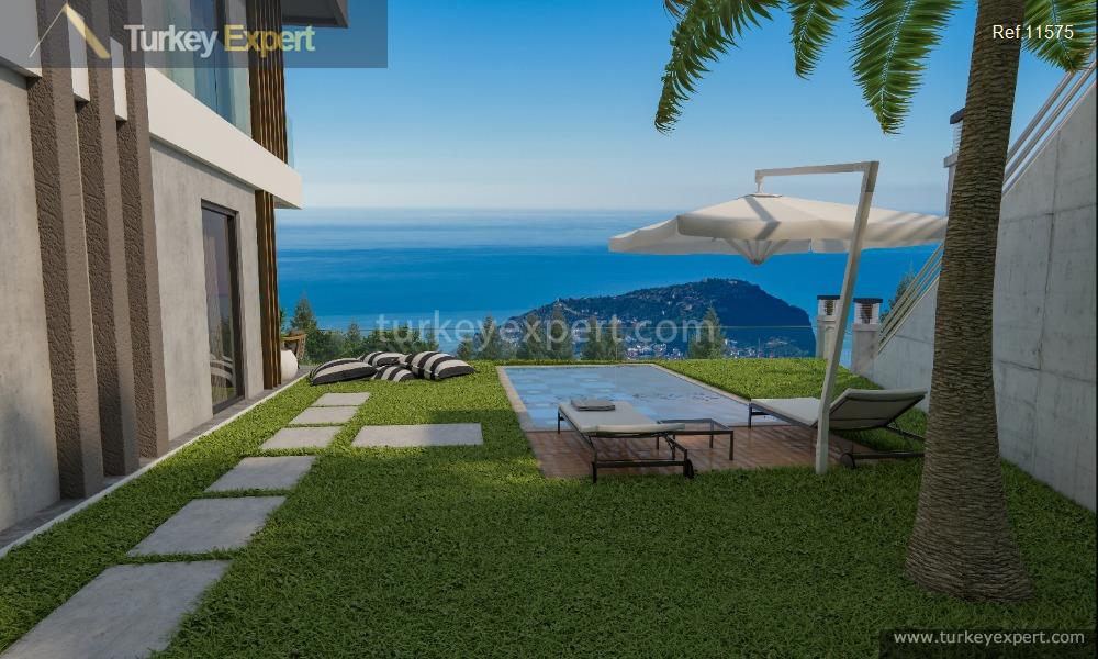 Villas for sale in Alanya featuring infinity pools with amazing views 1