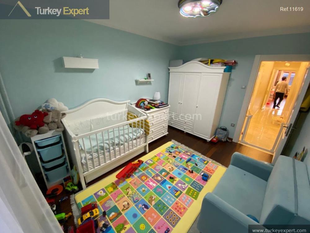 18spacious resale 3bedroom apartment in istanbul bakirkoy