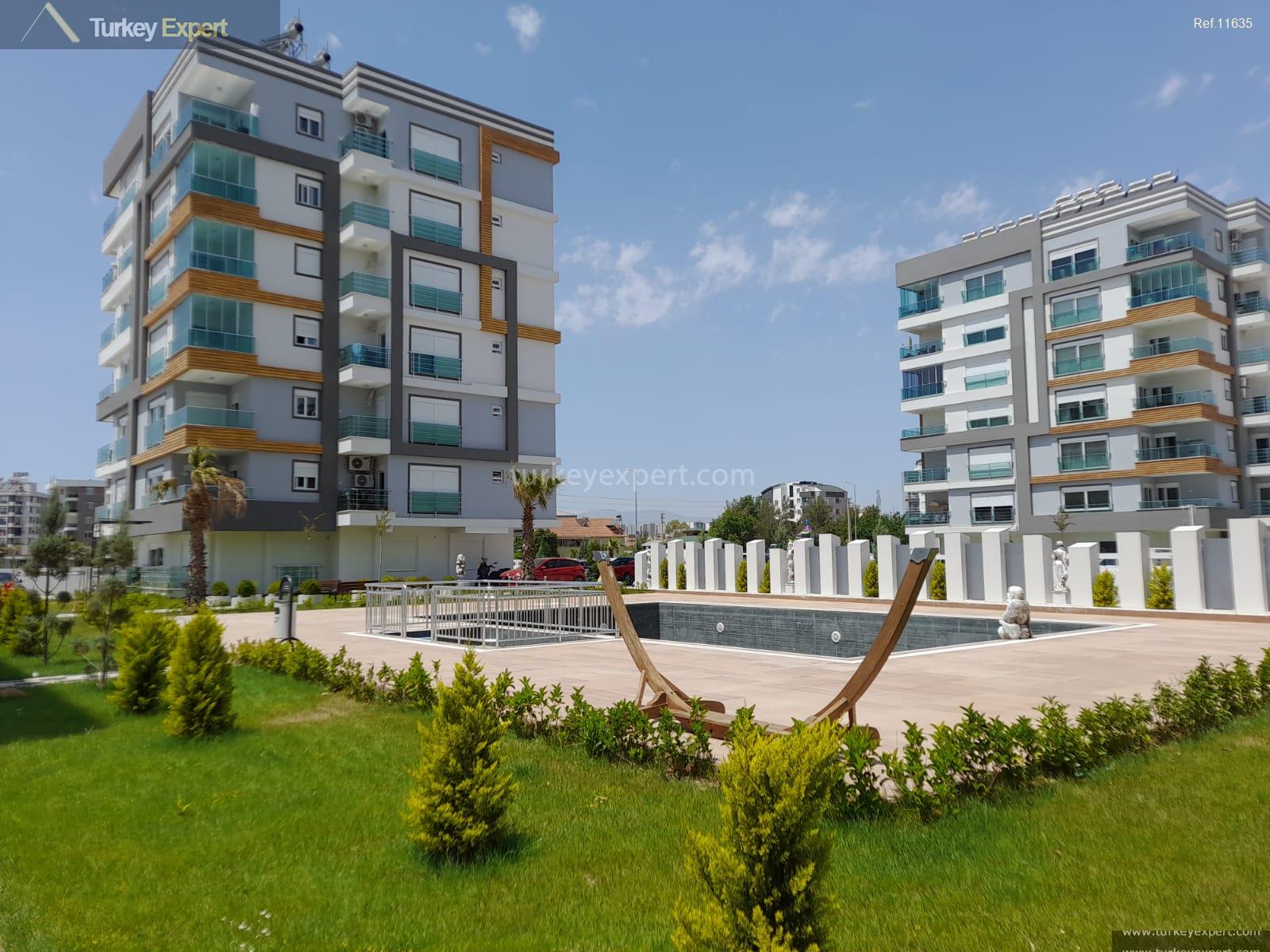 11_fp_new apartments for sale with an outdoor pool in kepez24